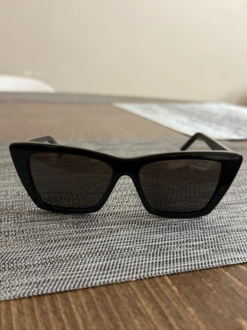 Saint Laurent Black Cat-Eye Sunglasses with Tinted Lenses